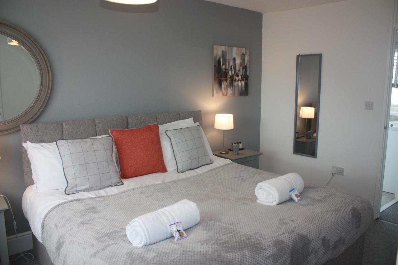 فيلا Berwicks House - Nec & Airport - Stylish 3-Bed House With Garden برمنغهام المظهر الخارجي الصورة